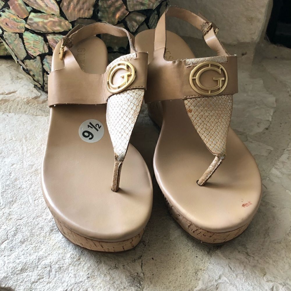 Guess tan cork logo wedges - Picture 3 of 6